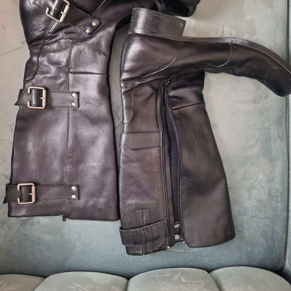 Women's Black Leather Knee-High Boots - Picture 2 of 3